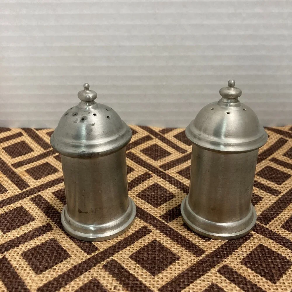 Vintage Clover Pewter Salt & Pepper Shakers Set Retro 3.5